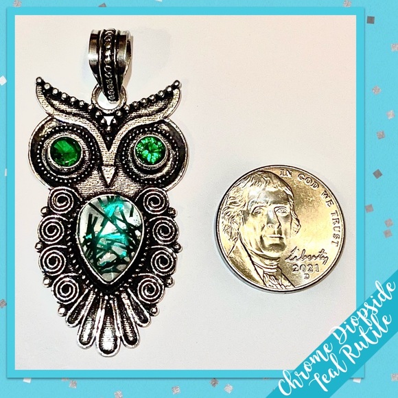 Diopside & Teal Rutile Owl Pendant (Green & Blue-Green) - Picture 3 of 4